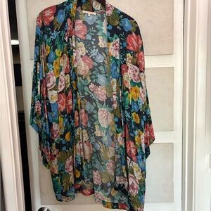 Novella Royale Multicolor Floral Kimono